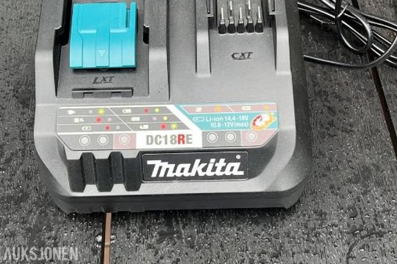 Makita DC18RE original kombi-hurtiglader for Makita Li-ion batterier.